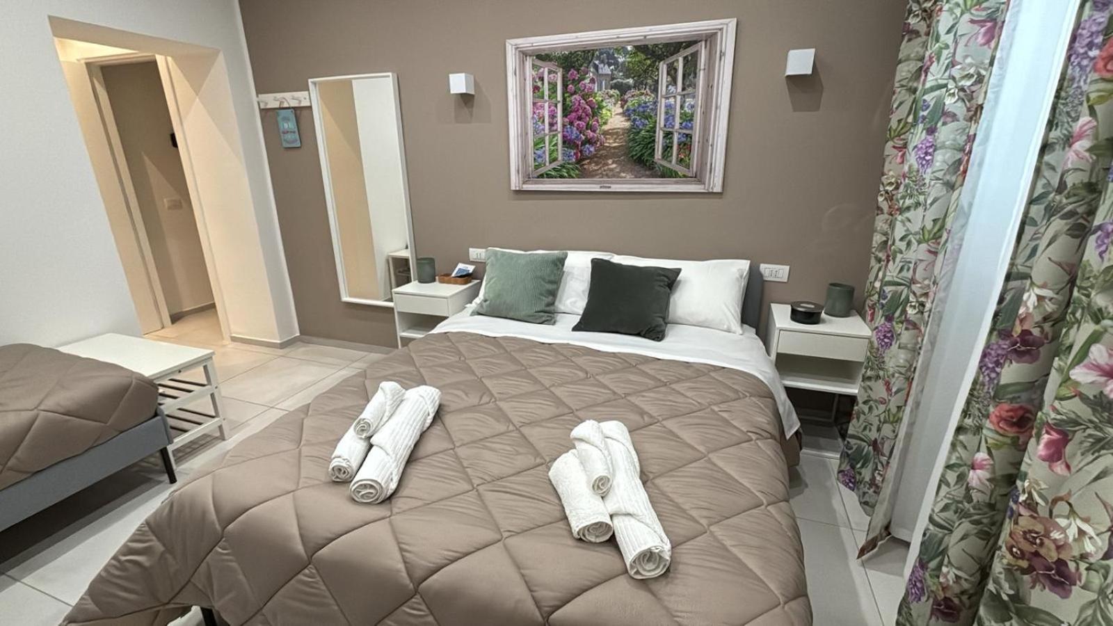 Di Passaggio Hotell Bari Eksteriør bilde