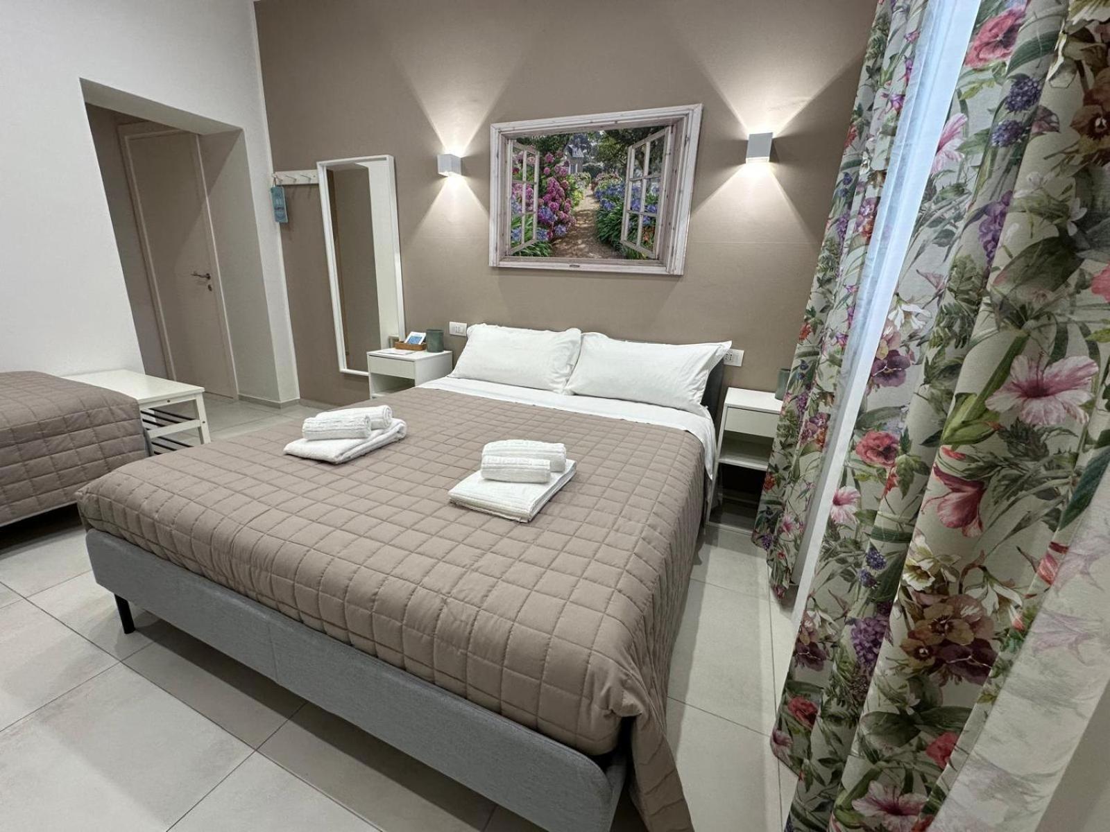 Di Passaggio Hotell Bari Eksteriør bilde